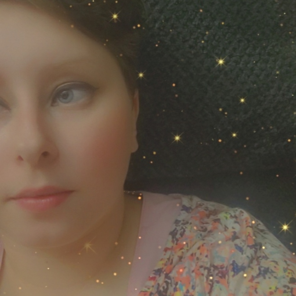 Meet your Posher, Liz